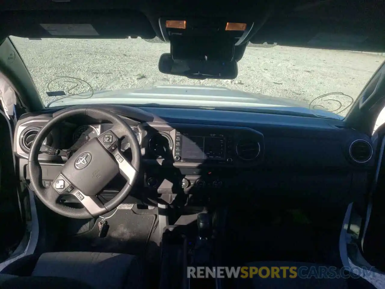 9 Photograph of a damaged car 3TMAZ5CN5LM139525 TOYOTA TACOMA 2020