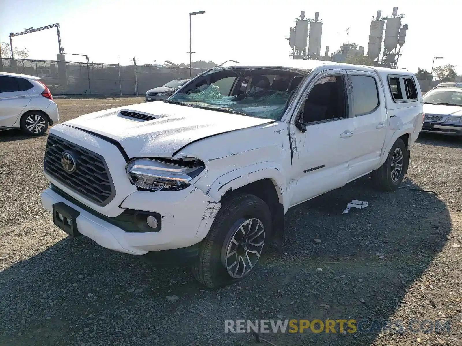 2 Photograph of a damaged car 3TMAZ5CN6LM114889 TOYOTA TACOMA 2020