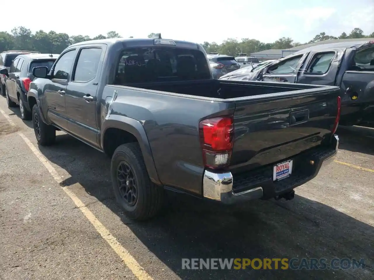 3 Photograph of a damaged car 3TMAZ5CN6LM116190 TOYOTA TACOMA 2020