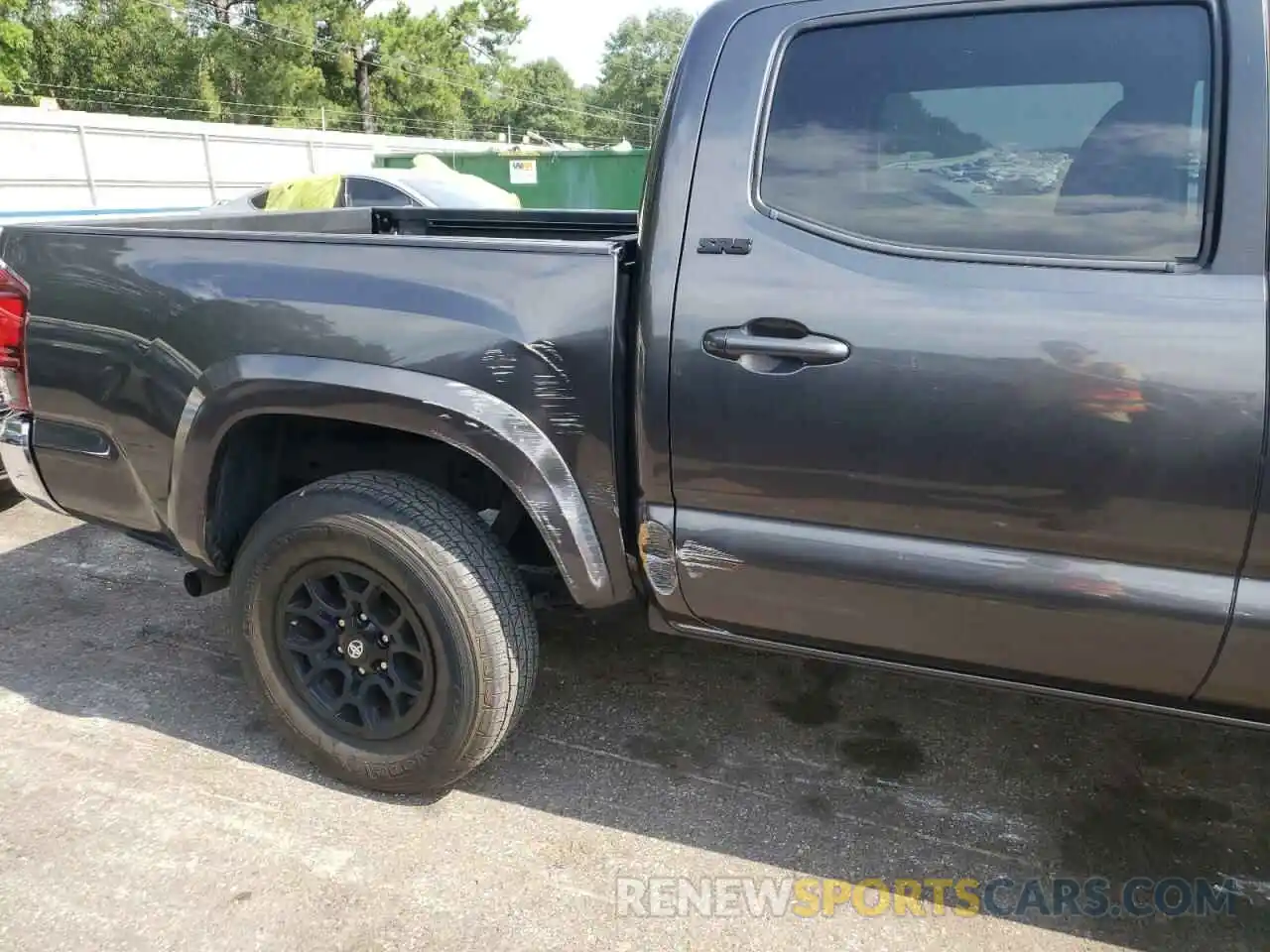 9 Photograph of a damaged car 3TMAZ5CN6LM116190 TOYOTA TACOMA 2020