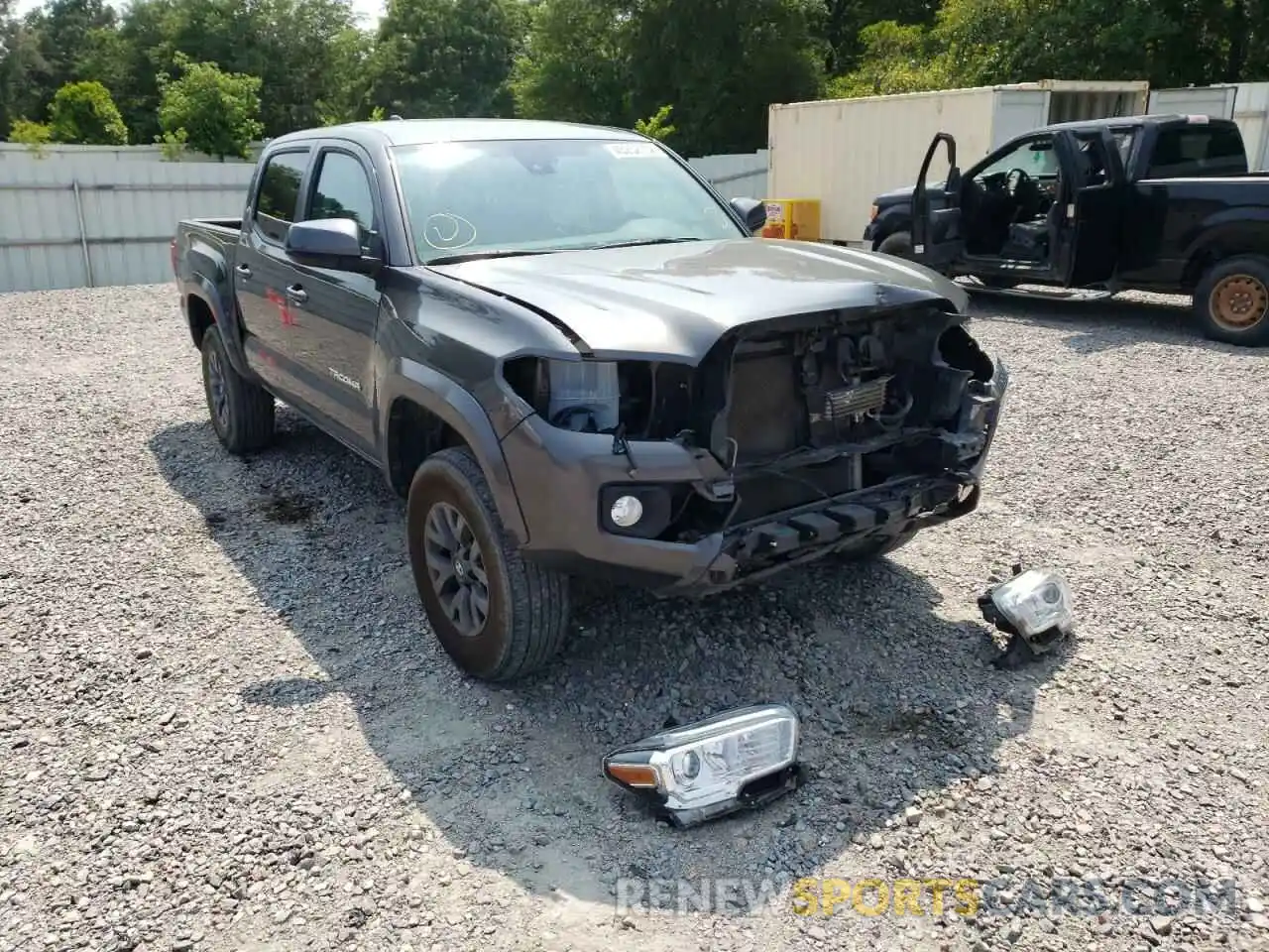 1 Photograph of a damaged car 3TMAZ5CN6LM118389 TOYOTA TACOMA 2020