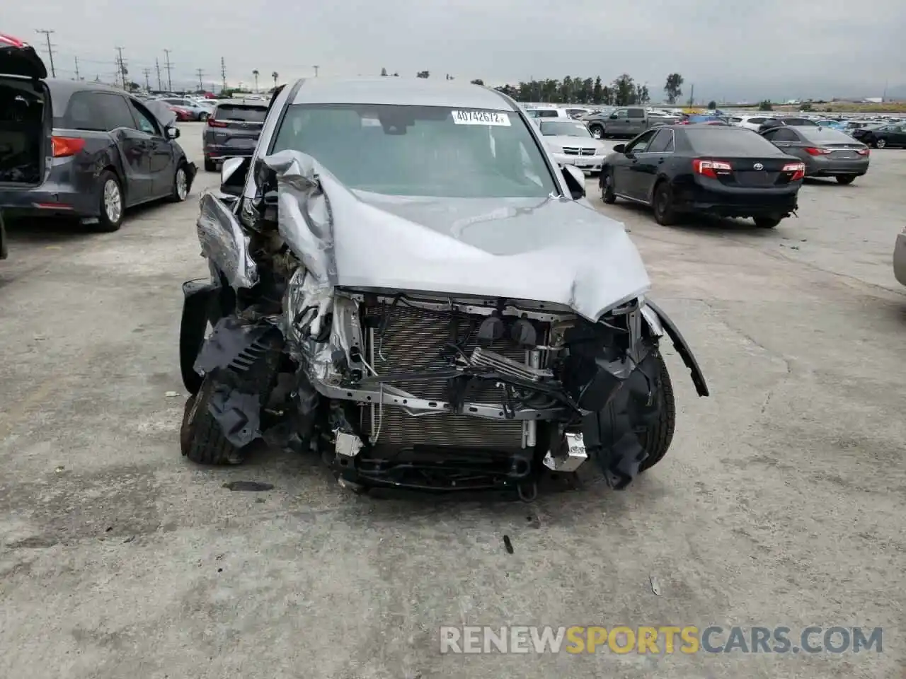 9 Photograph of a damaged car 3TMAZ5CN6LM118697 TOYOTA TACOMA 2020