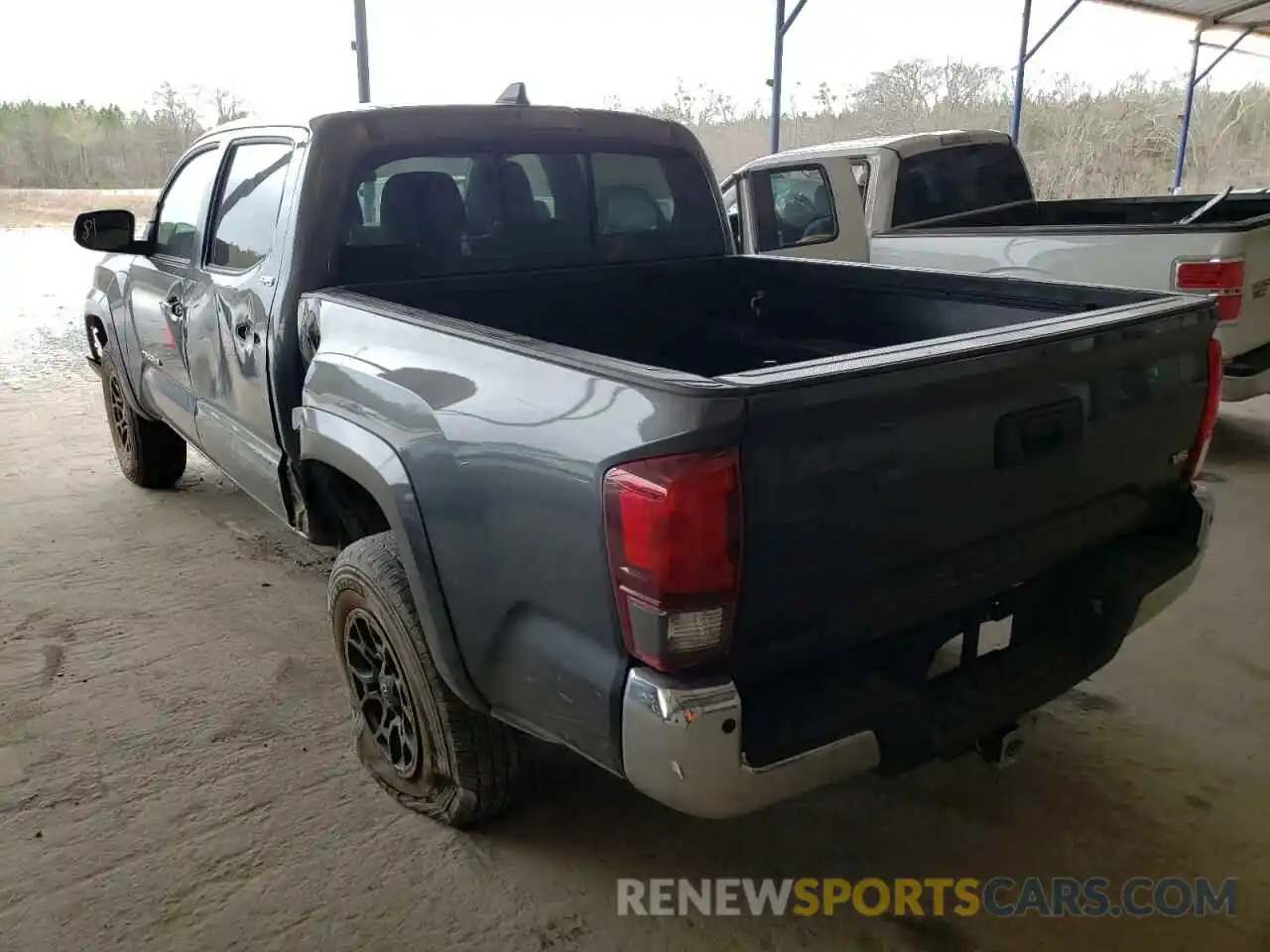 3 Photograph of a damaged car 3TMAZ5CN6LM120434 TOYOTA TACOMA 2020