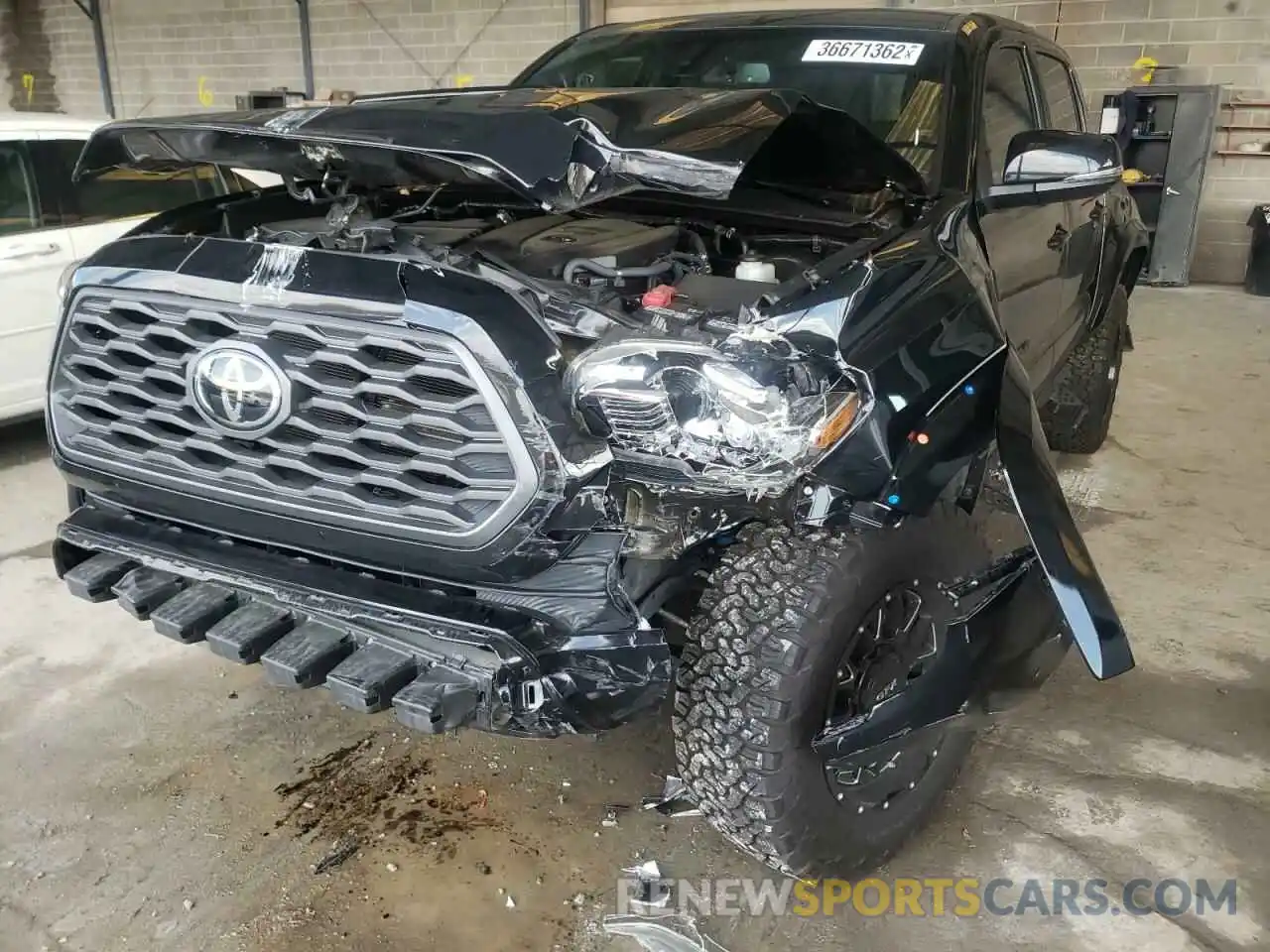 9 Photograph of a damaged car 3TMAZ5CN6LM122183 TOYOTA TACOMA 2020