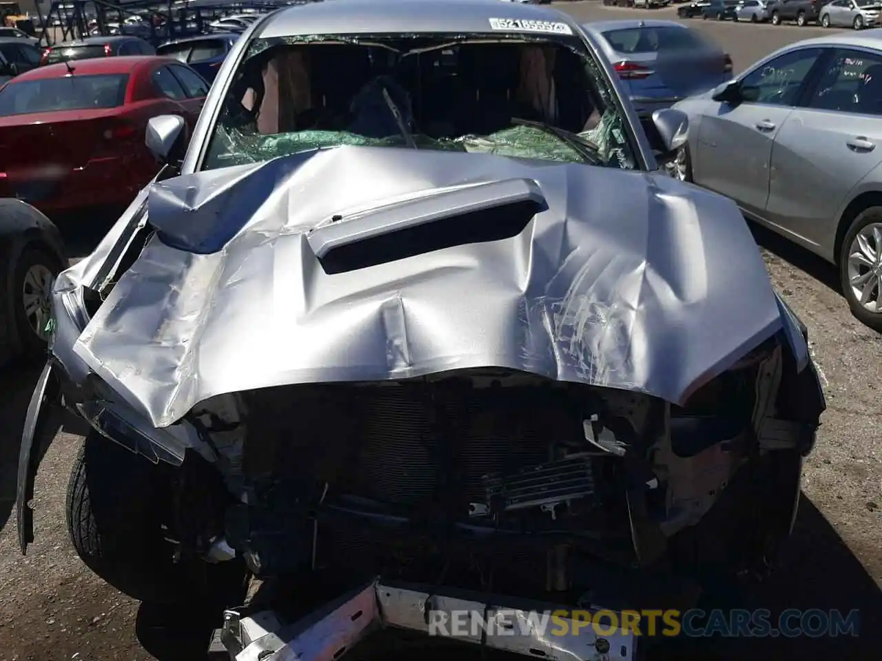 7 Photograph of a damaged car 3TMAZ5CN6LM123222 TOYOTA TACOMA 2020