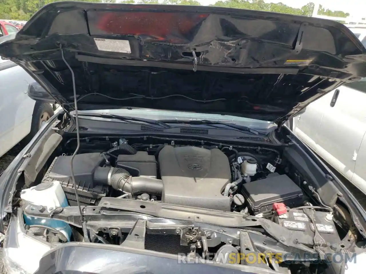 7 Photograph of a damaged car 3TMAZ5CN6LM124273 TOYOTA TACOMA 2020