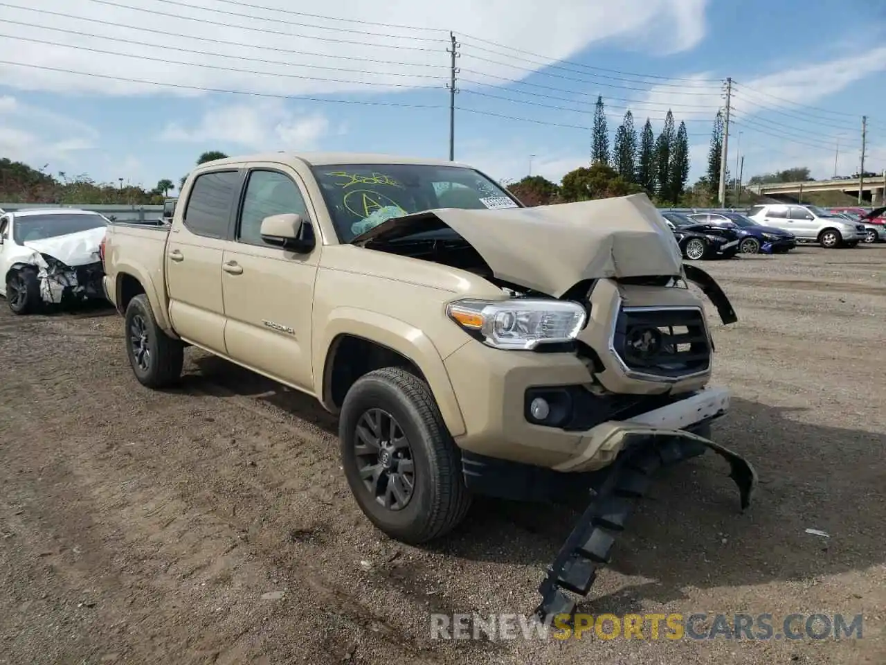 1 Photograph of a damaged car 3TMAZ5CN6LM125083 TOYOTA TACOMA 2020