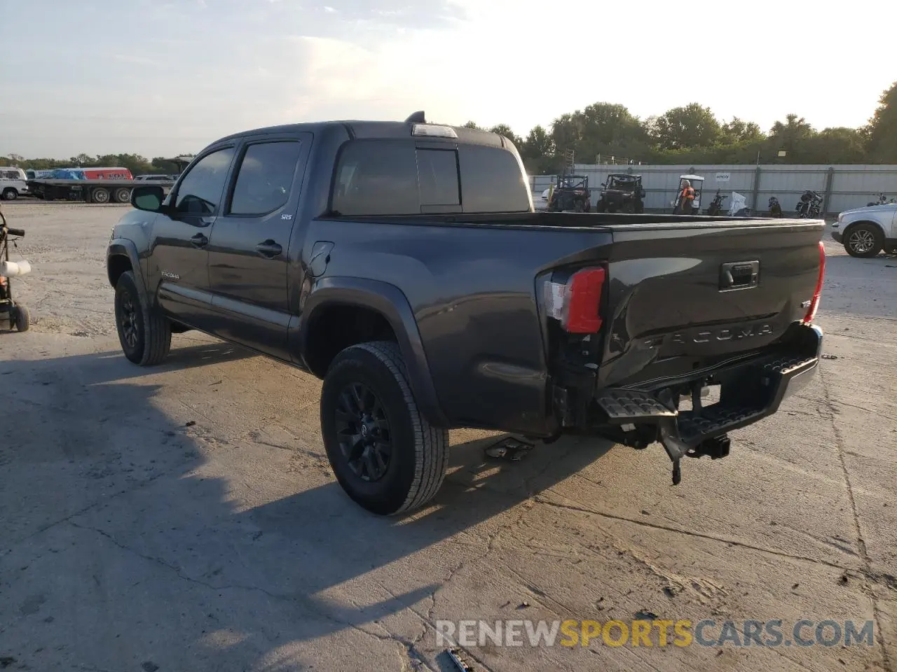 3 Photograph of a damaged car 3TMAZ5CN6LM127691 TOYOTA TACOMA 2020