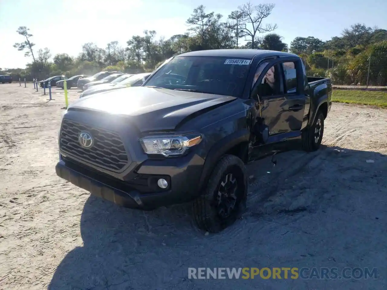 2 Photograph of a damaged car 3TMAZ5CN6LM129523 TOYOTA TACOMA 2020