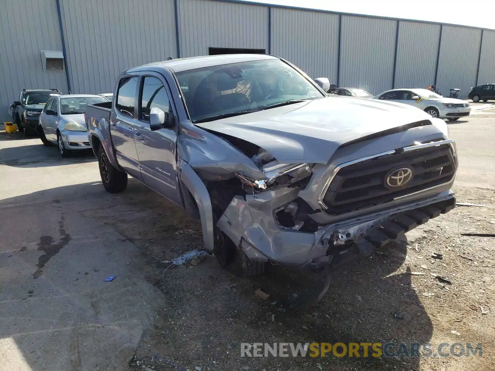 1 Photograph of a damaged car 3TMAZ5CN6LM129618 TOYOTA TACOMA 2020