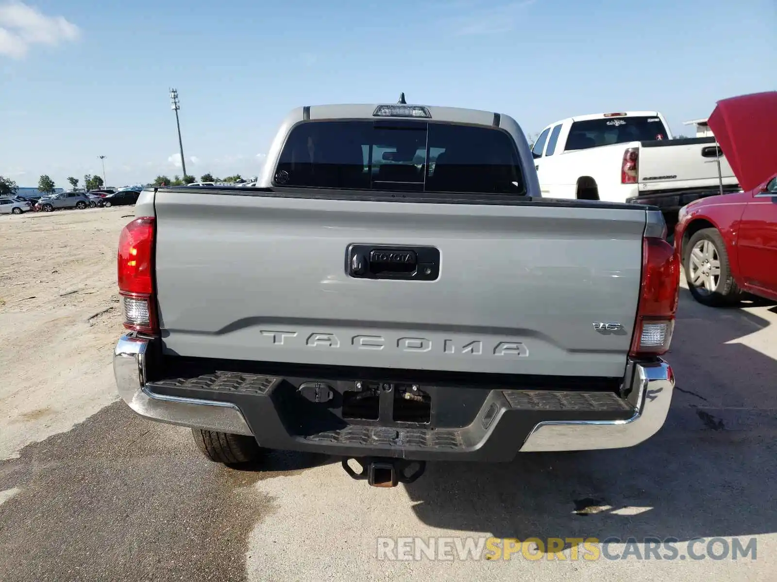 9 Photograph of a damaged car 3TMAZ5CN6LM129618 TOYOTA TACOMA 2020