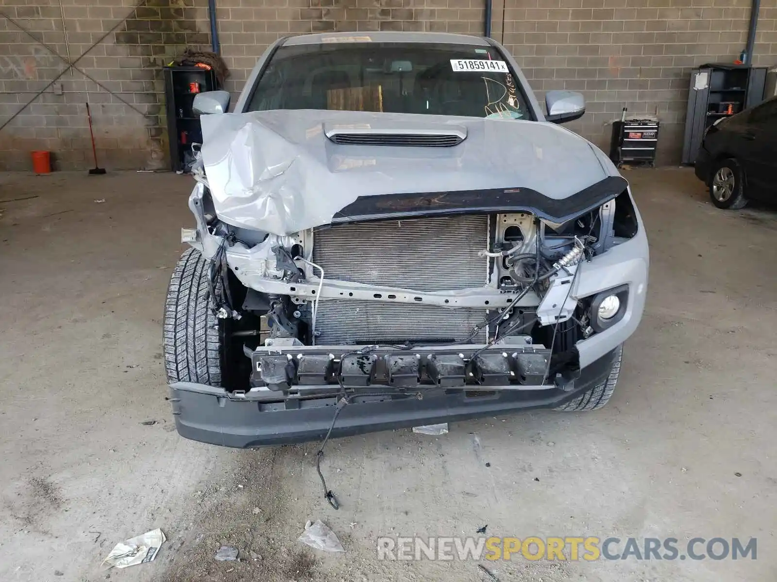 9 Photograph of a damaged car 3TMAZ5CN6LM129652 TOYOTA TACOMA 2020