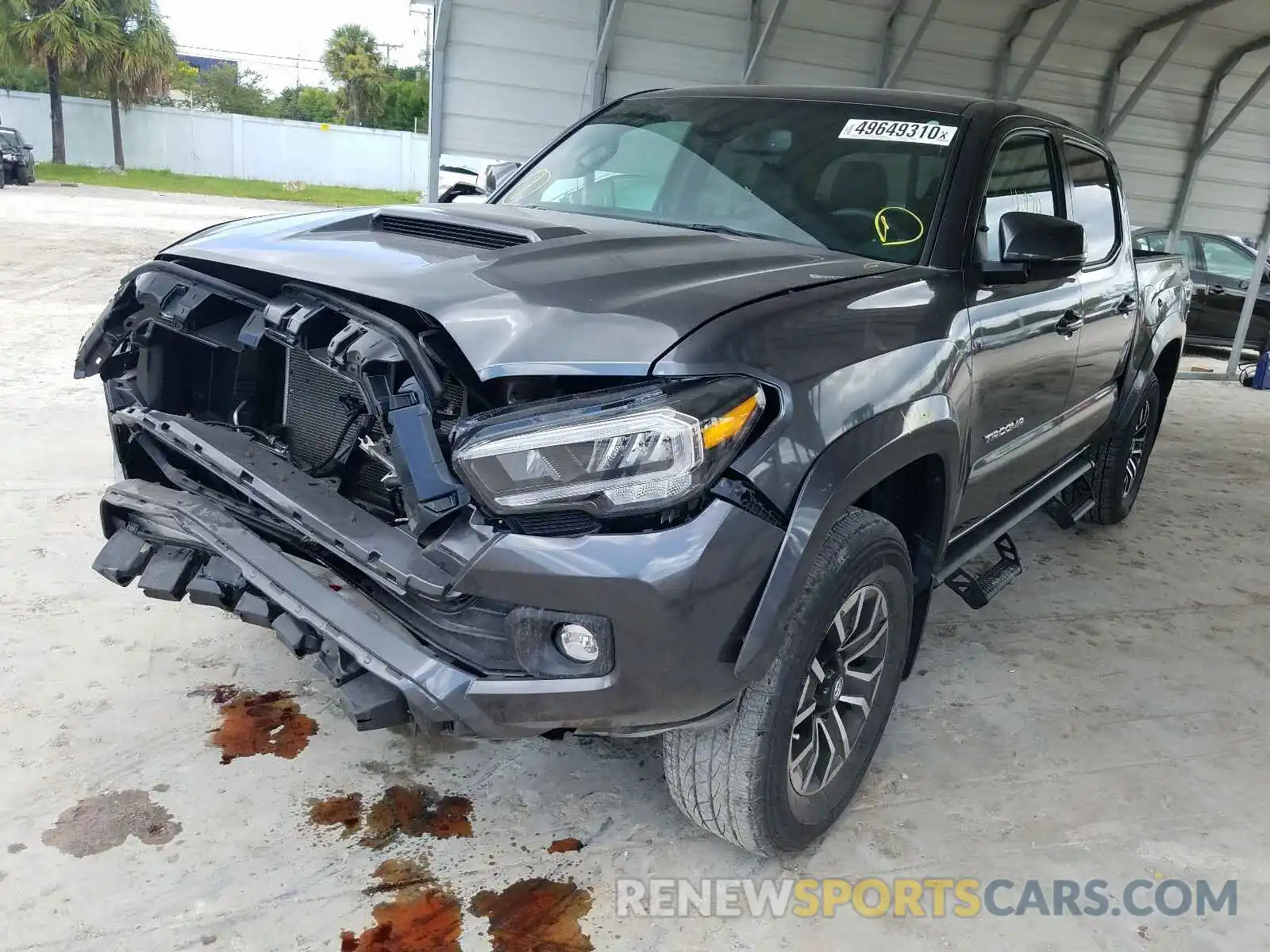 2 Photograph of a damaged car 3TMAZ5CN6LM129957 TOYOTA TACOMA 2020