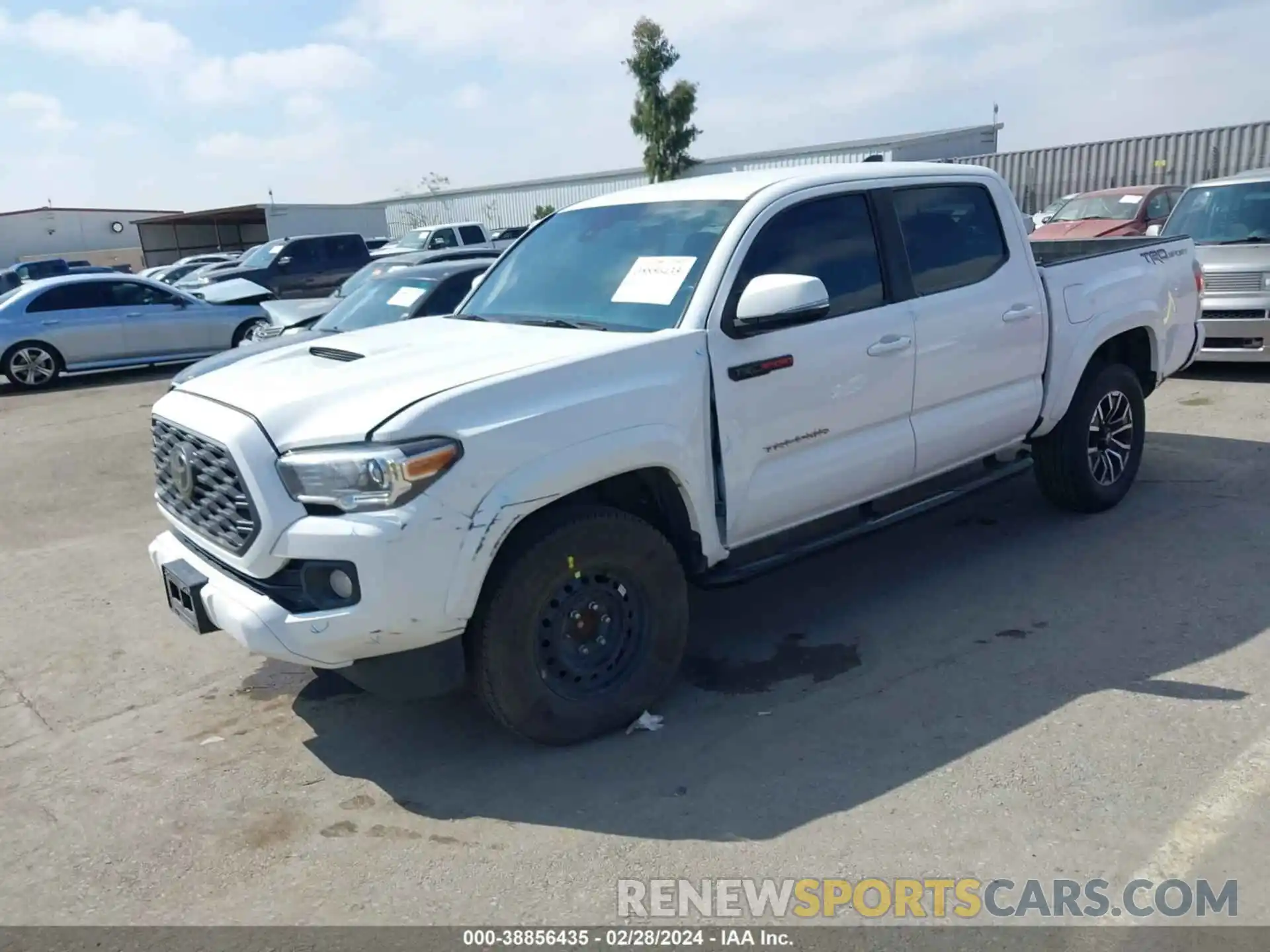 2 Photograph of a damaged car 3TMAZ5CN6LM131210 TOYOTA TACOMA 2020