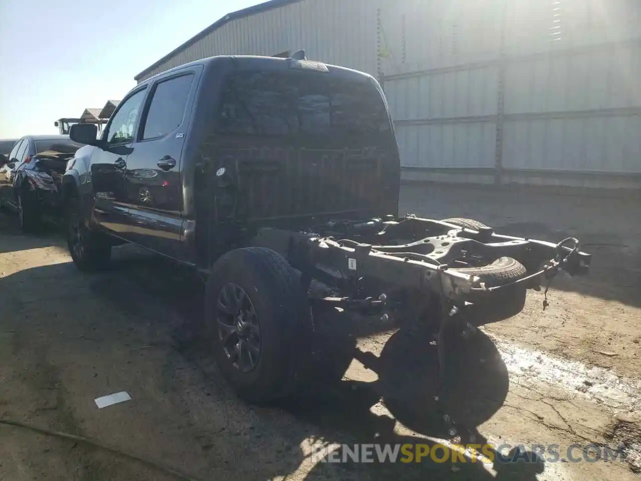 3 Photograph of a damaged car 3TMAZ5CN6LM133653 TOYOTA TACOMA 2020