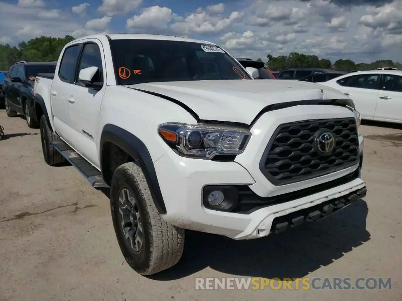 1 Photograph of a damaged car 3TMAZ5CN6LM134480 TOYOTA TACOMA 2020