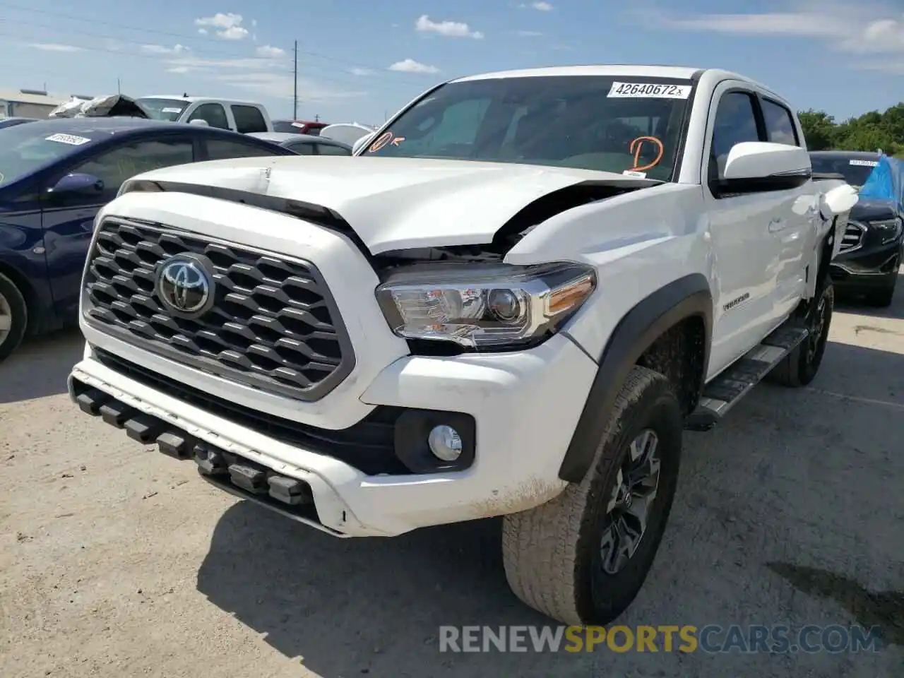 2 Photograph of a damaged car 3TMAZ5CN6LM134480 TOYOTA TACOMA 2020