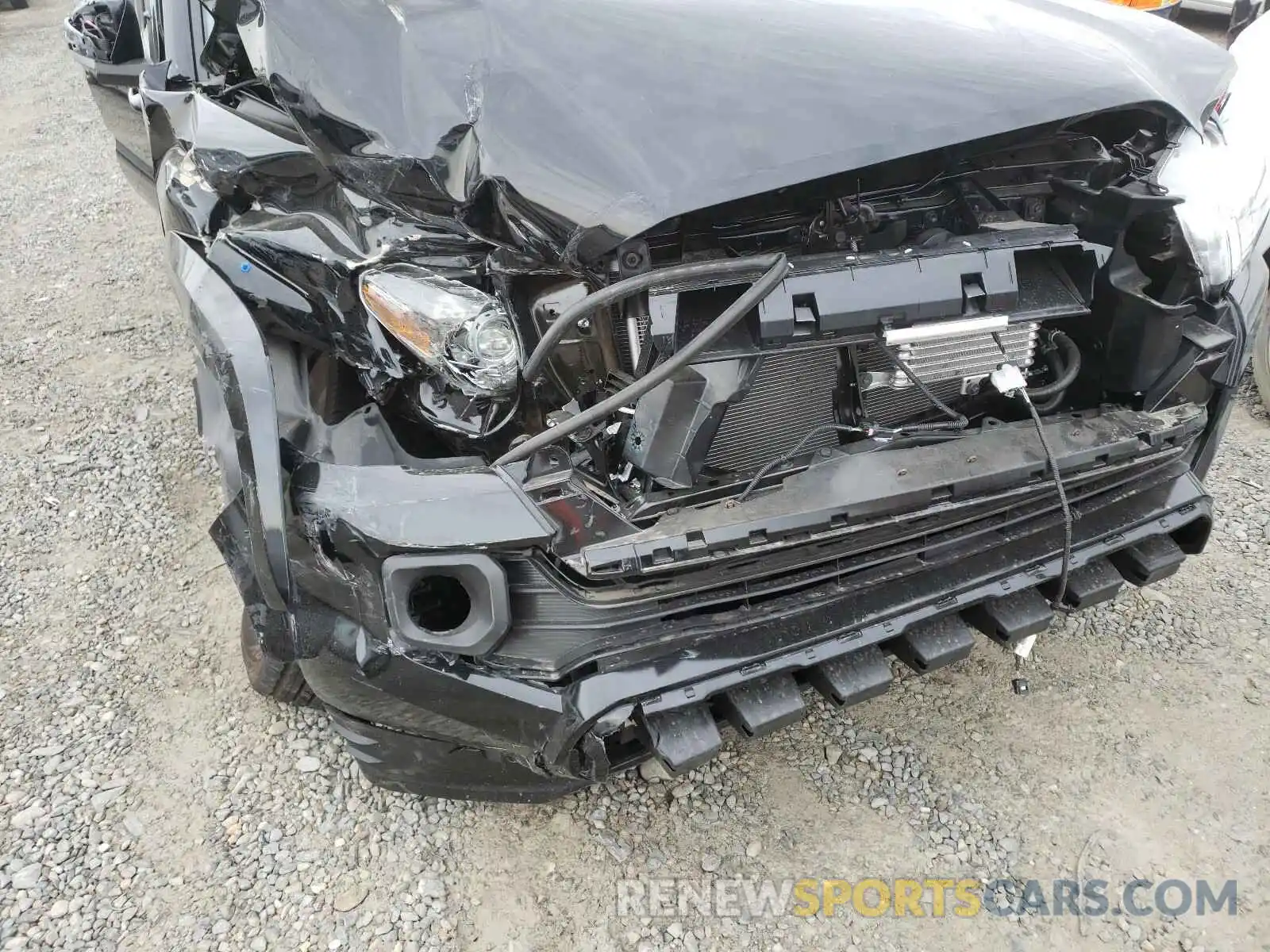 9 Фотография поврежденного автомобиля 3TMAZ5CN7LM116148 TOYOTA TACOMA 2020