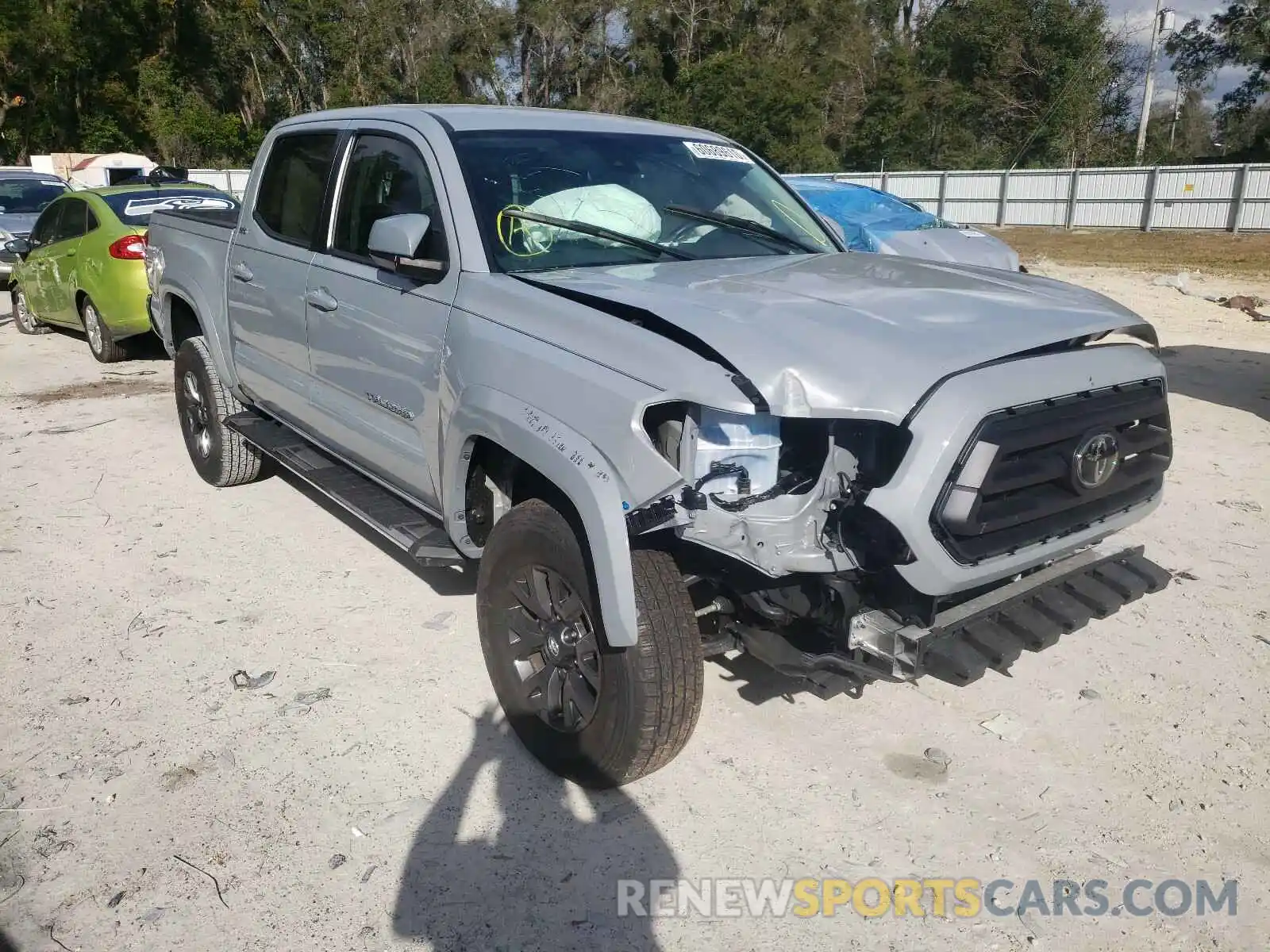 1 Photograph of a damaged car 3TMAZ5CN7LM118790 TOYOTA TACOMA 2020