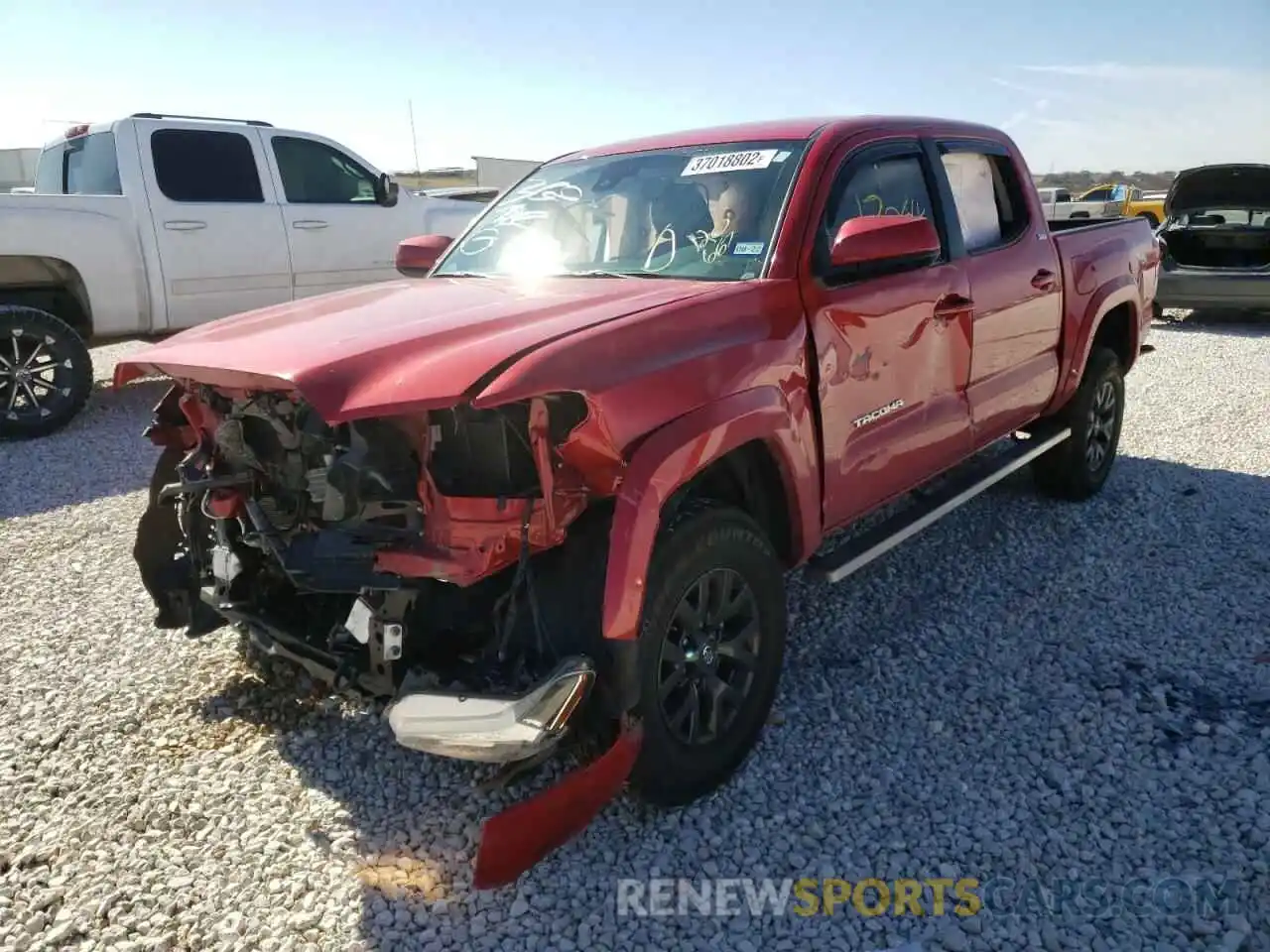 2 Photograph of a damaged car 3TMAZ5CN7LM120667 TOYOTA TACOMA 2020