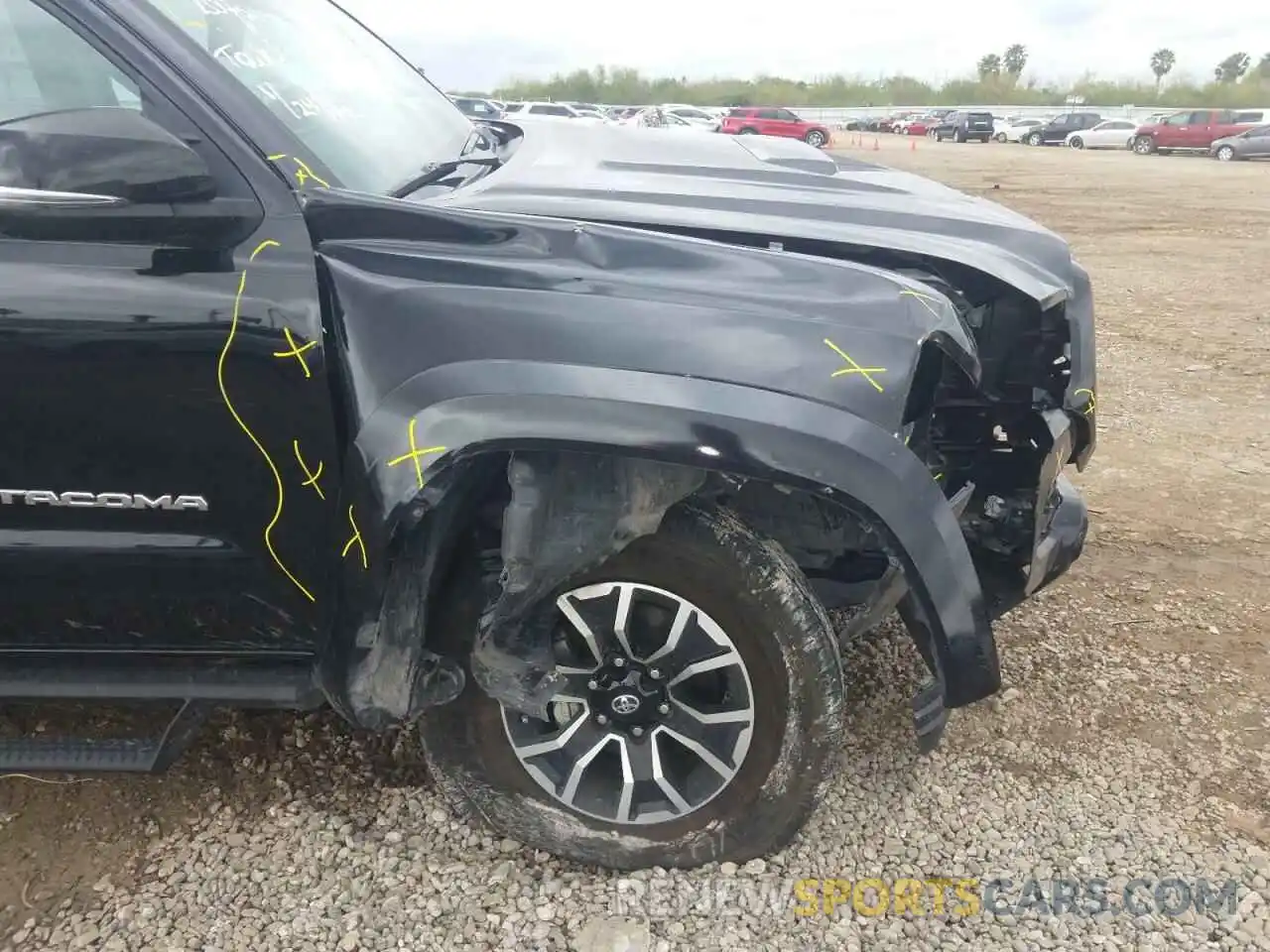 9 Photograph of a damaged car 3TMAZ5CN7LM123388 TOYOTA TACOMA 2020