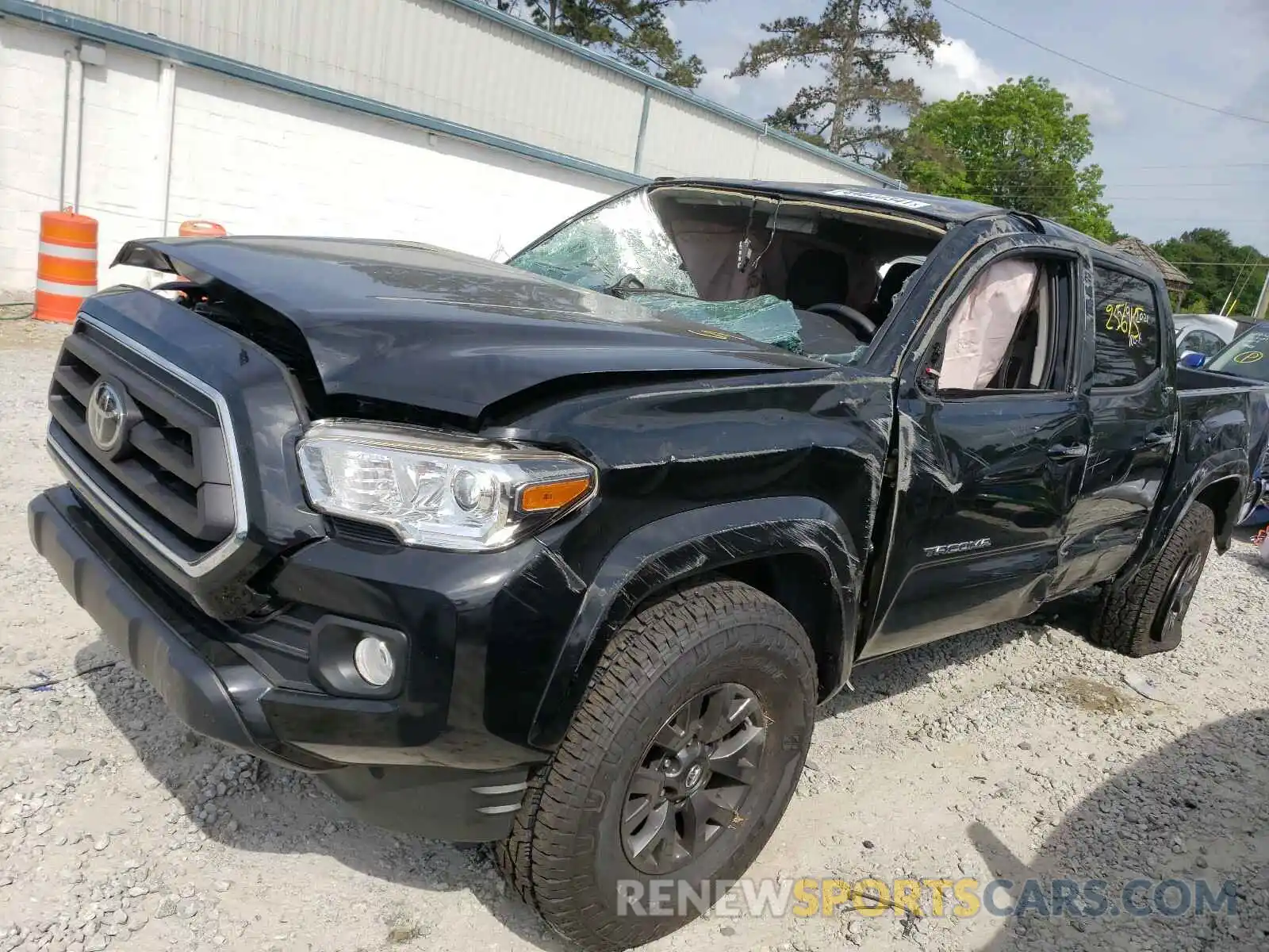 9 Photograph of a damaged car 3TMAZ5CN7LM123486 TOYOTA TACOMA 2020