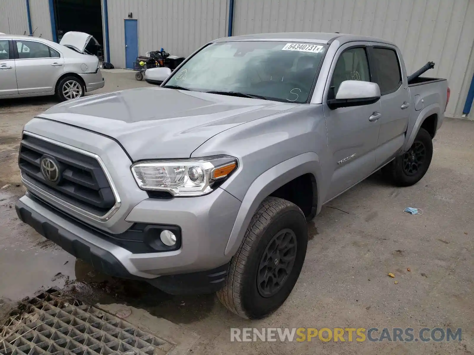 2 Photograph of a damaged car 3TMAZ5CN7LM123729 TOYOTA TACOMA 2020