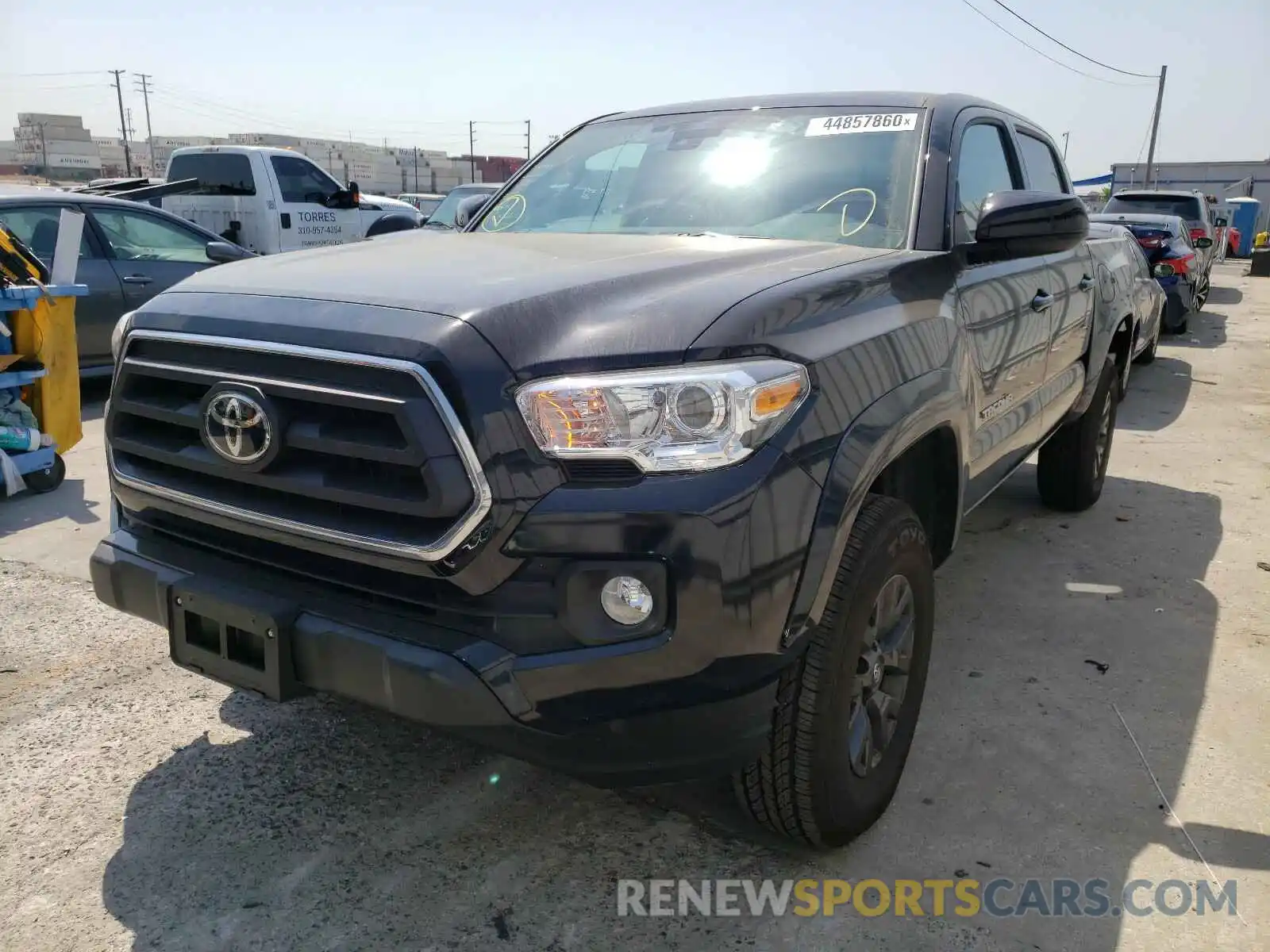 2 Photograph of a damaged car 3TMAZ5CN7LM130499 TOYOTA TACOMA 2020