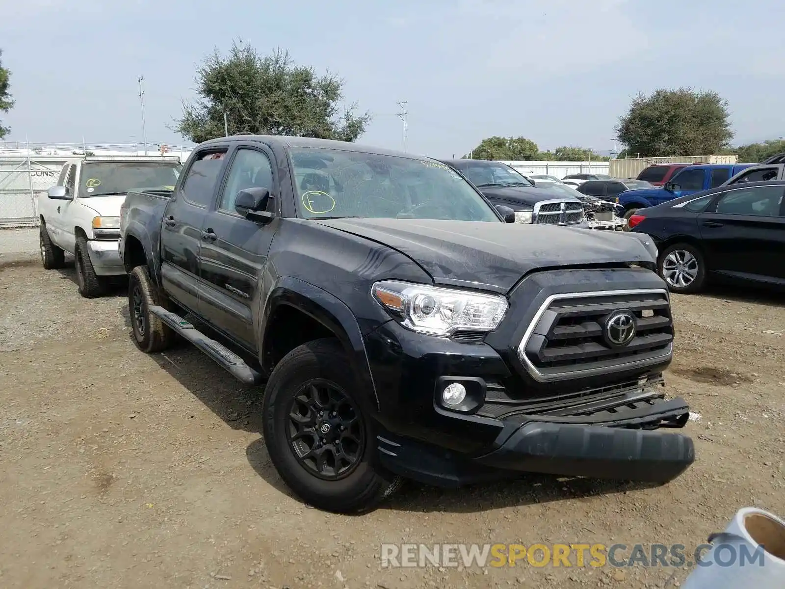 1 Photograph of a damaged car 3TMAZ5CN7LM132155 TOYOTA TACOMA 2020