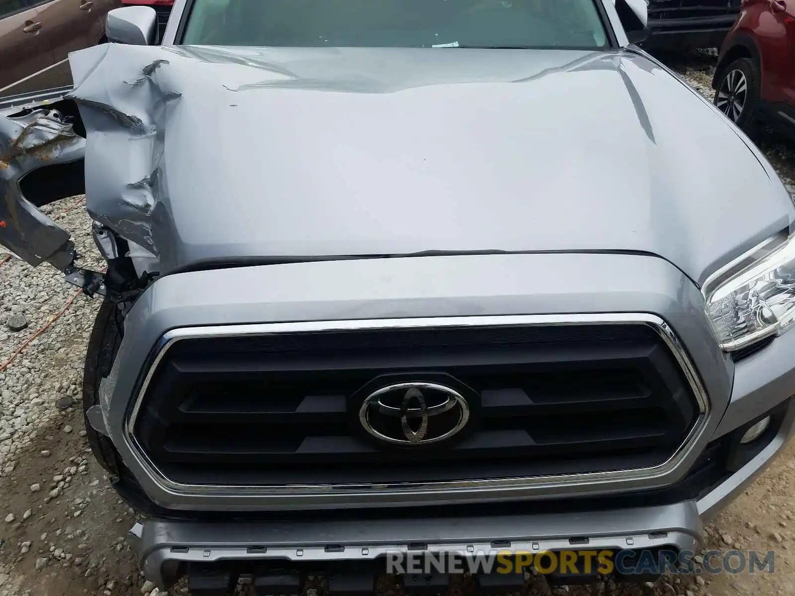 7 Photograph of a damaged car 3TMAZ5CN7LM132835 TOYOTA TACOMA 2020