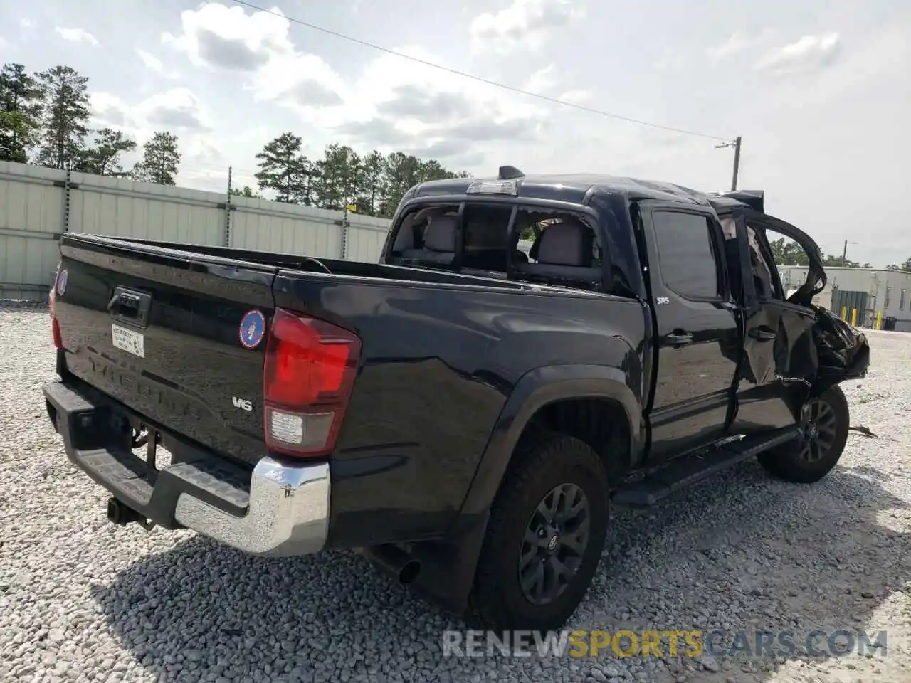 4 Photograph of a damaged car 3TMAZ5CN7LM134858 TOYOTA TACOMA 2020