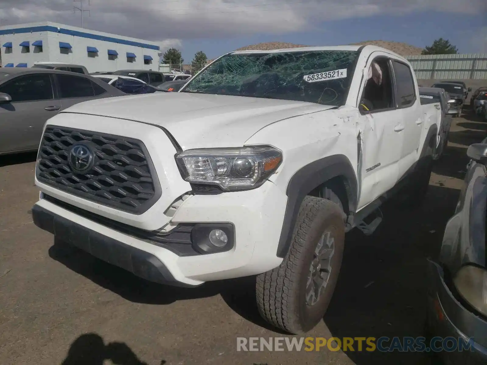 9 Photograph of a damaged car 3TMAZ5CN7LM138179 TOYOTA TACOMA 2020