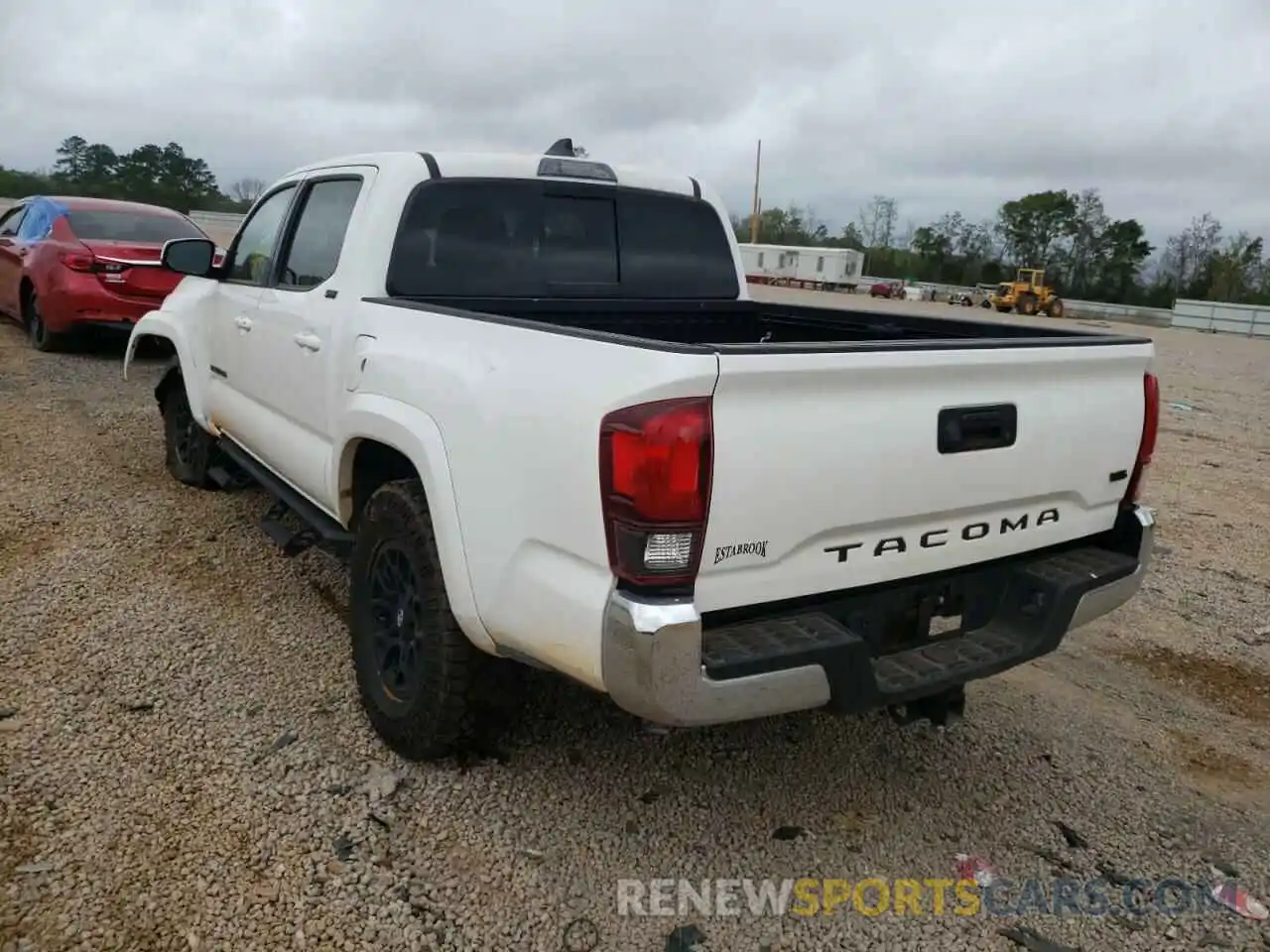 3 Photograph of a damaged car 3TMAZ5CN7LM138943 TOYOTA TACOMA 2020