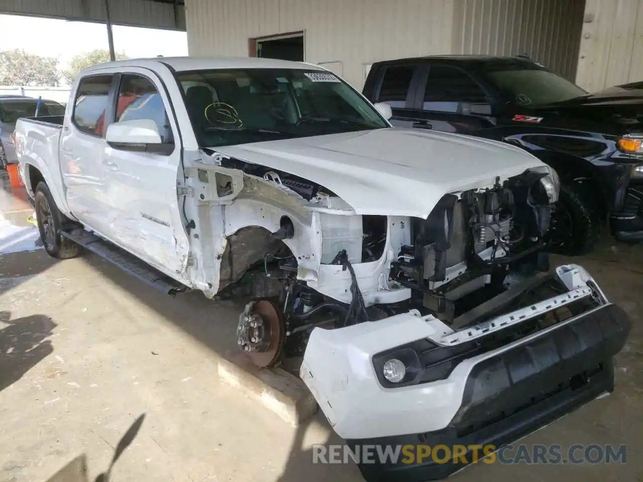 1 Photograph of a damaged car 3TMAZ5CN8LM120354 TOYOTA TACOMA 2020