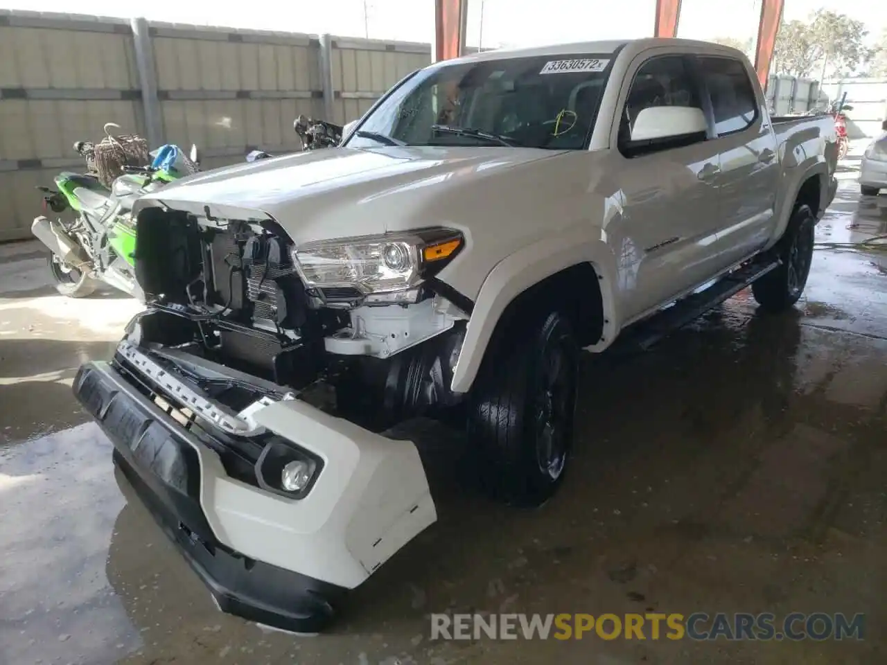 2 Photograph of a damaged car 3TMAZ5CN8LM120354 TOYOTA TACOMA 2020