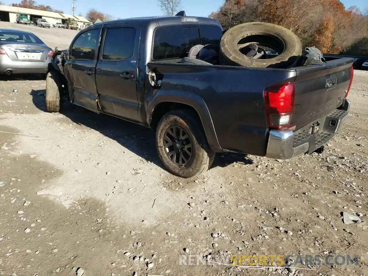 3 Photograph of a damaged car 3TMAZ5CN8LM120578 TOYOTA TACOMA 2020