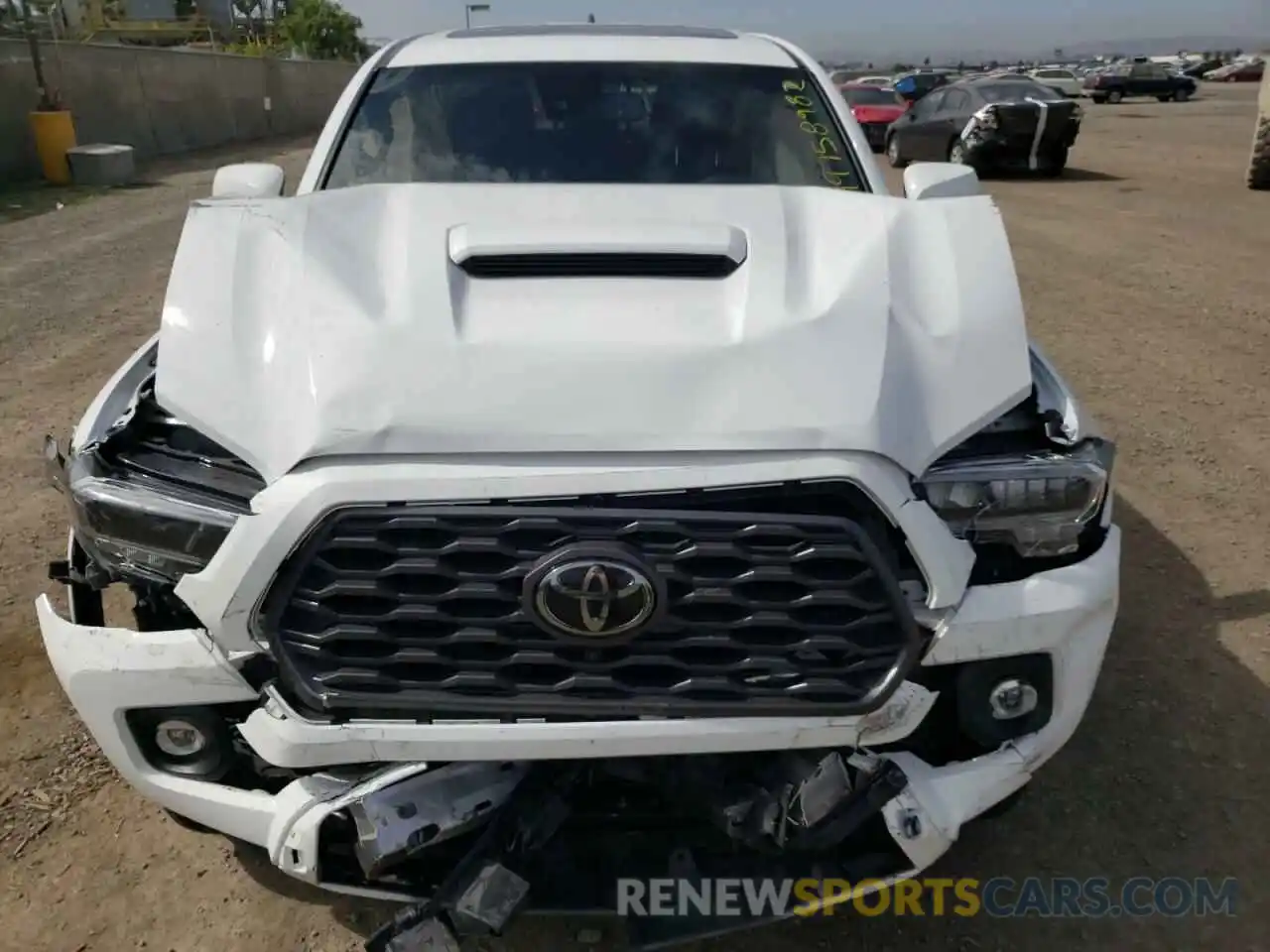 7 Photograph of a damaged car 3TMAZ5CN8LM125263 TOYOTA TACOMA 2020