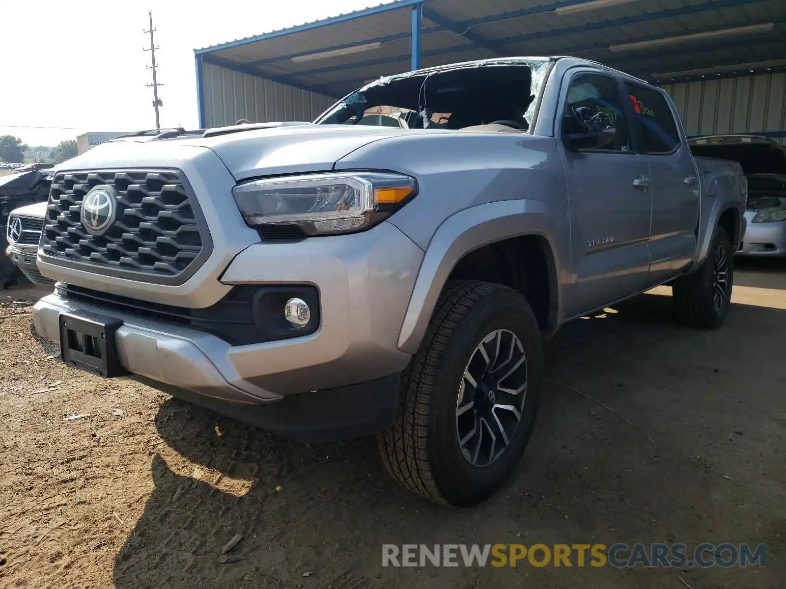 2 Photograph of a damaged car 3TMAZ5CN8LM131712 TOYOTA TACOMA 2020