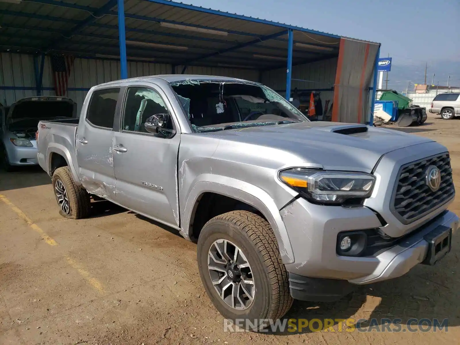 9 Photograph of a damaged car 3TMAZ5CN8LM131712 TOYOTA TACOMA 2020