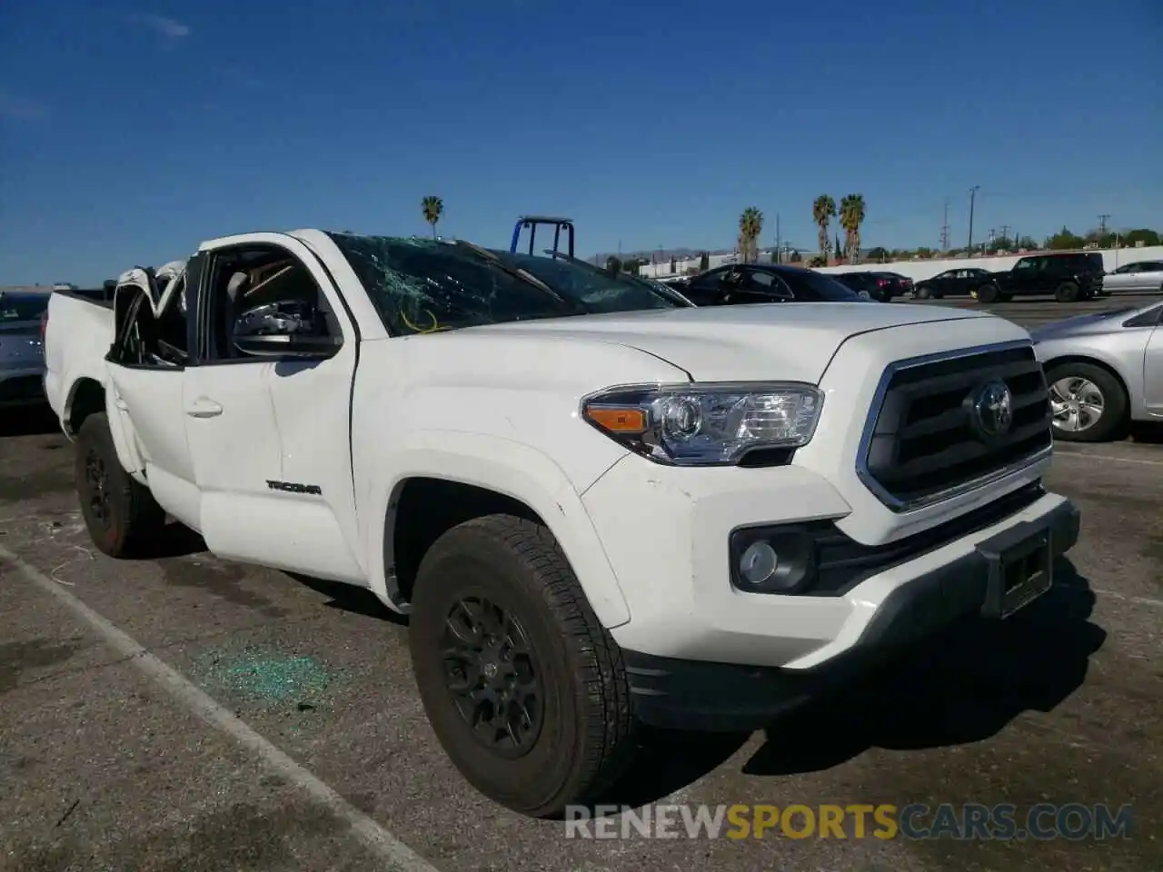 1 Photograph of a damaged car 3TMAZ5CN8LM133363 TOYOTA TACOMA 2020