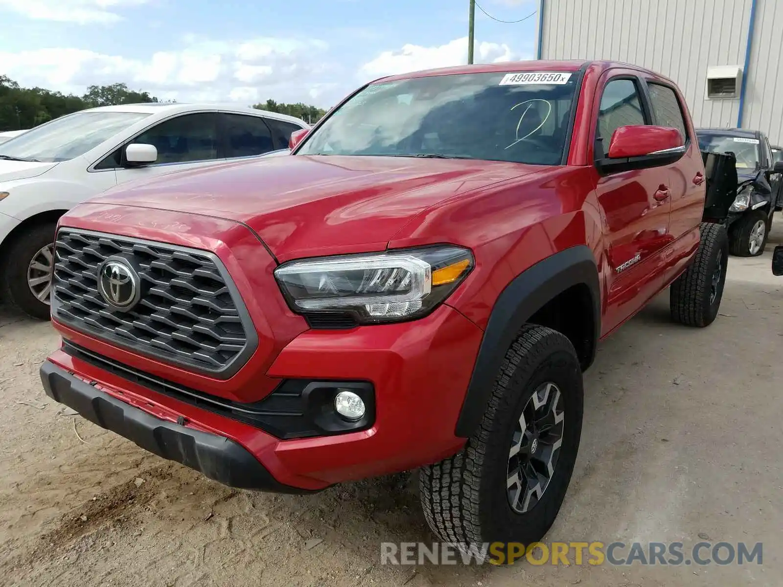 2 Photograph of a damaged car 3TMAZ5CN8LM133606 TOYOTA TACOMA 2020