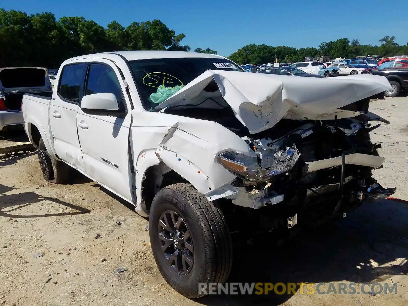 1 Photograph of a damaged car 3TMAZ5CN9LM118080 TOYOTA TACOMA 2020