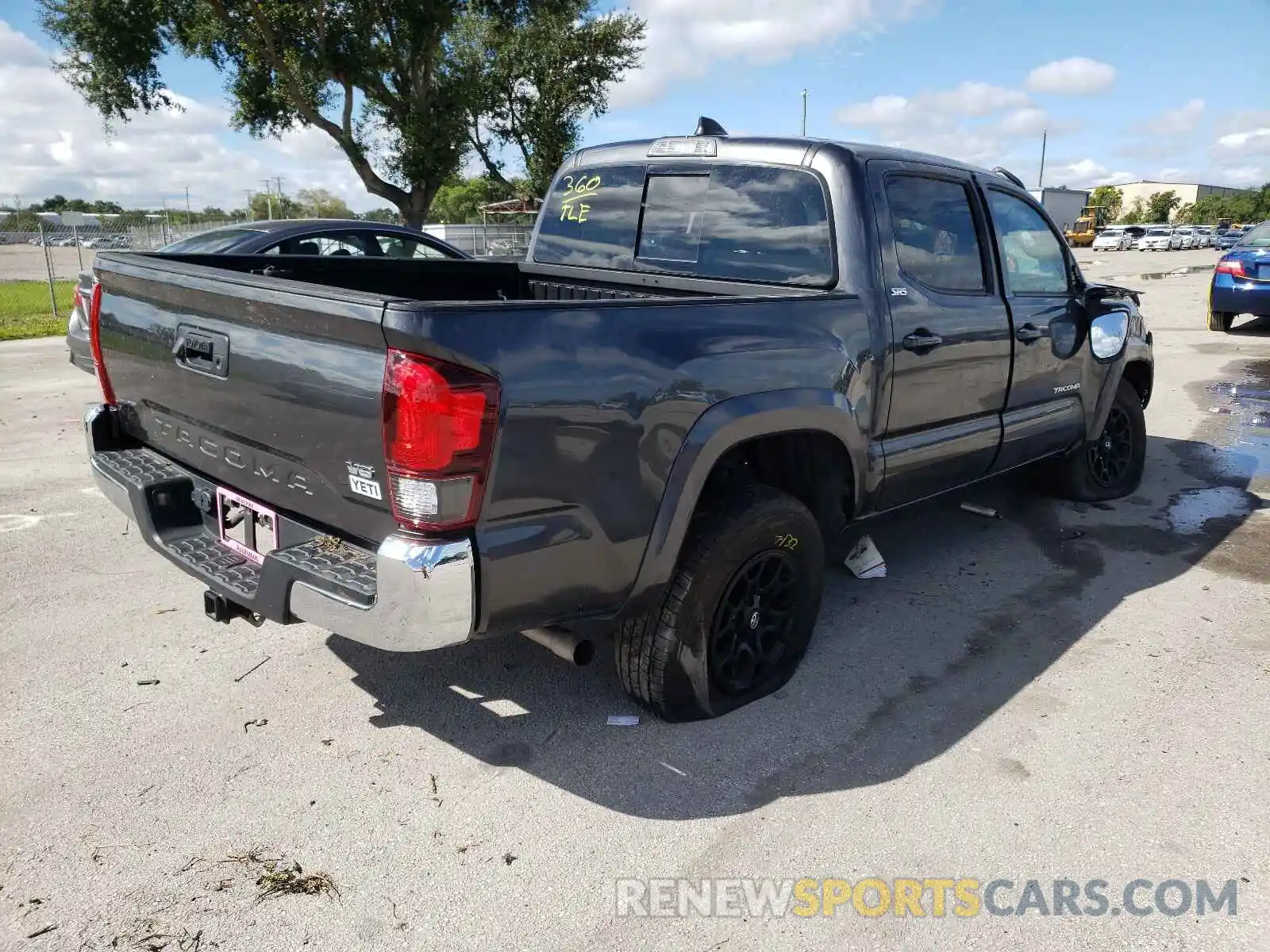 4 Photograph of a damaged car 3TMAZ5CN9LM119360 TOYOTA TACOMA 2020