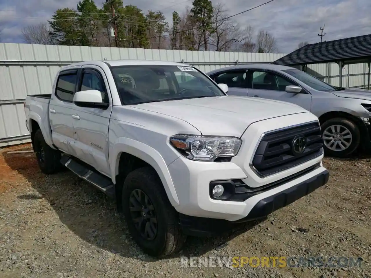 1 Photograph of a damaged car 3TMAZ5CN9LM121867 TOYOTA TACOMA 2020