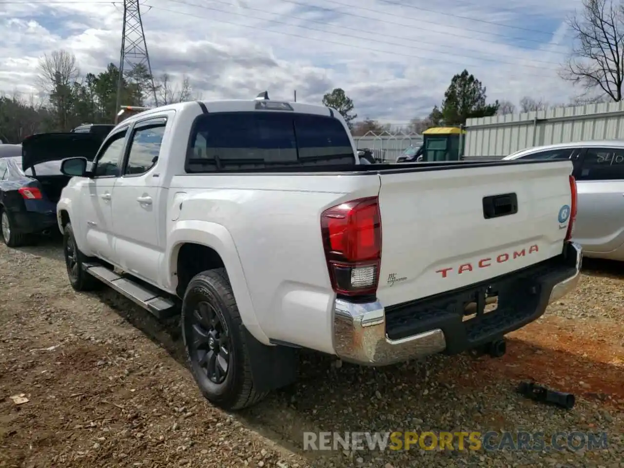 3 Photograph of a damaged car 3TMAZ5CN9LM121867 TOYOTA TACOMA 2020