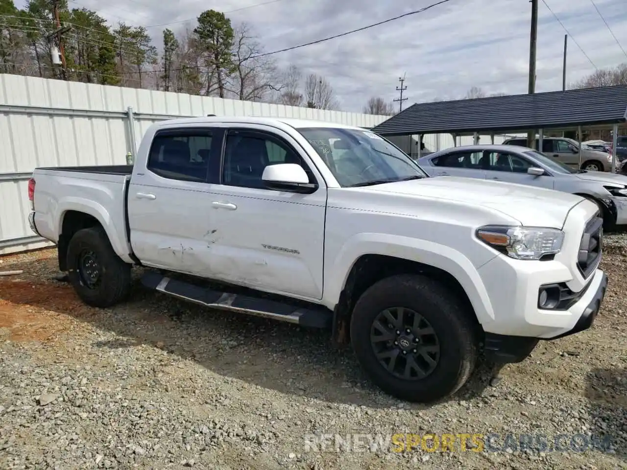 9 Photograph of a damaged car 3TMAZ5CN9LM121867 TOYOTA TACOMA 2020