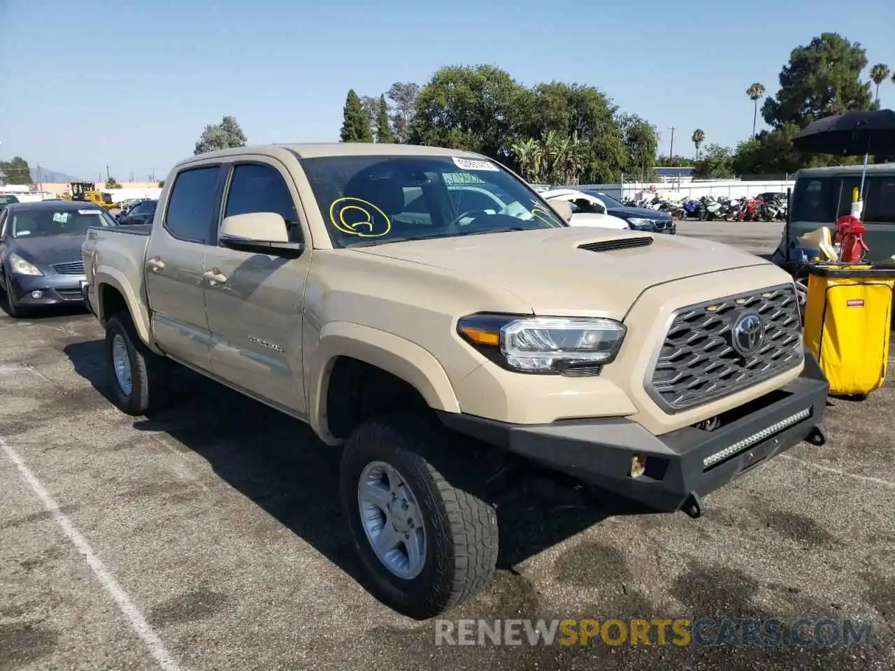 1 Photograph of a damaged car 3TMAZ5CN9LM126759 TOYOTA TACOMA 2020