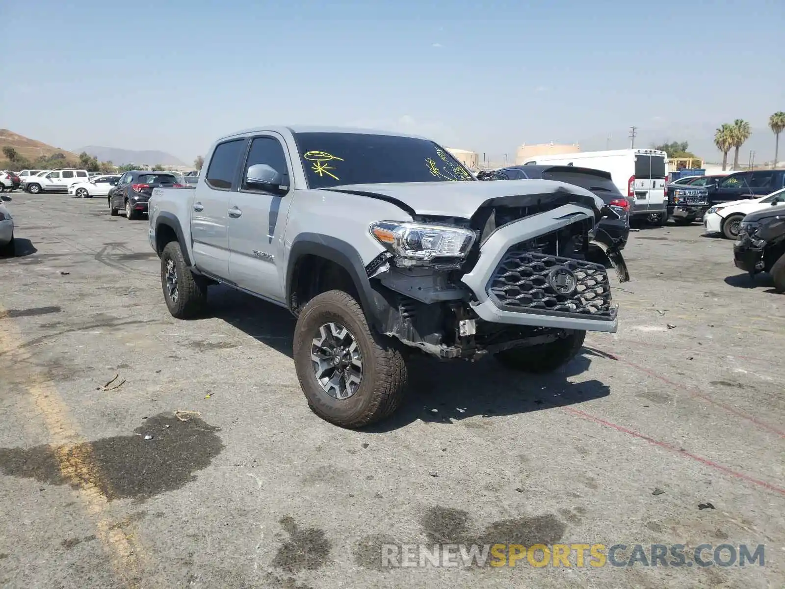 1 Photograph of a damaged car 3TMAZ5CN9LM132416 TOYOTA TACOMA 2020