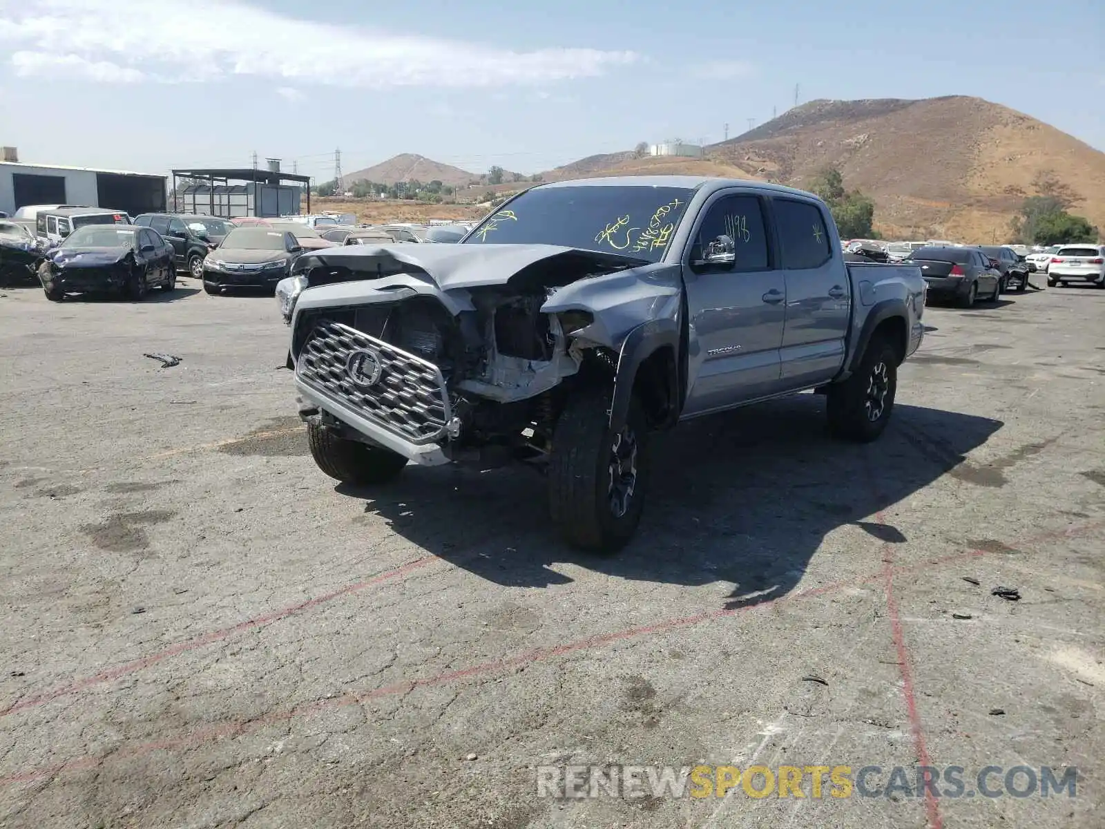 2 Photograph of a damaged car 3TMAZ5CN9LM132416 TOYOTA TACOMA 2020