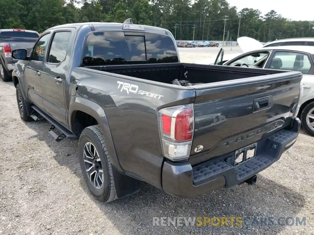 3 Photograph of a damaged car 3TMAZ5CN9LM134828 TOYOTA TACOMA 2020